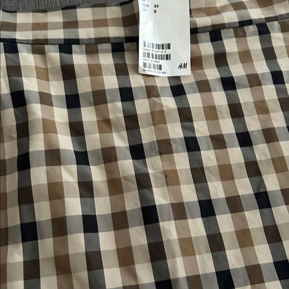H&M Tiered Gingham Plaid Mini Skirt 4 NWT - Picture 2 of 5